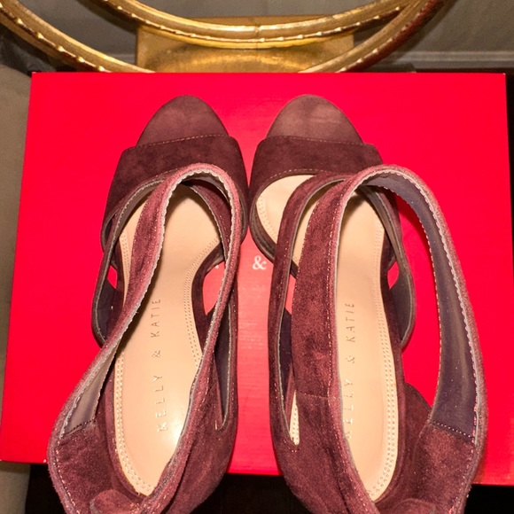 ❤️Katie & Kelly Amari Bordo Strappy Open Toe Back Zipper Sandal - Picture 4 of 16